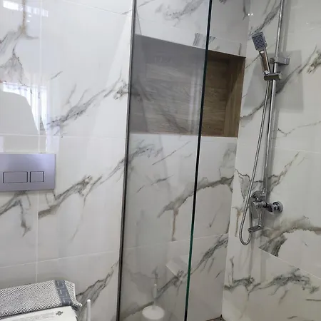 Lefkes Hotel