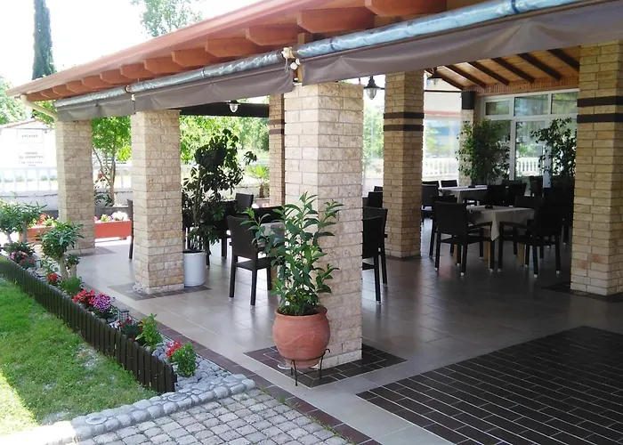 Lefkes 2*