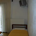 Lefkes Hotel Paralia Skotinis