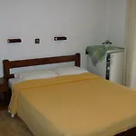 Lefkes 2*