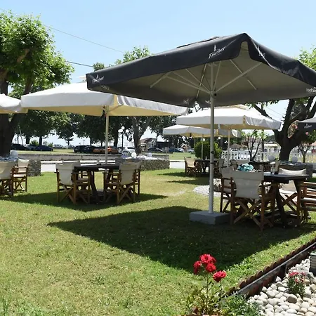 Lefkes 2* Paralía Skotínis