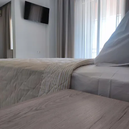 Lefkes 2* Paralia Skotinis