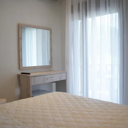 فندق Lefkes Paralía Skotínis