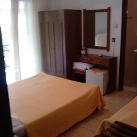 فندق Lefkes Paralía Skotínis