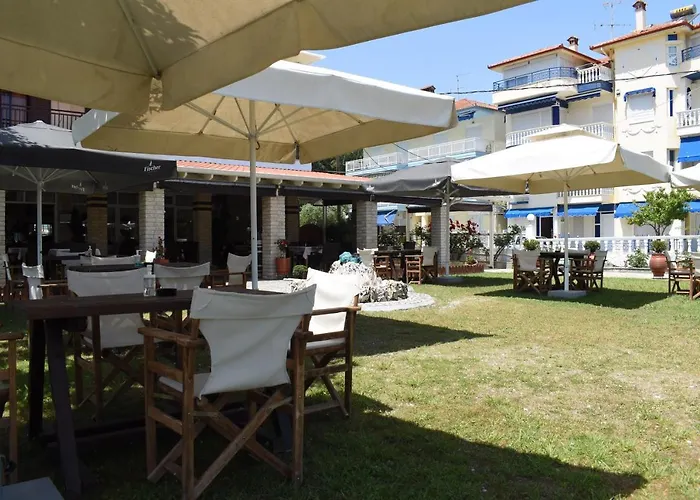 Lefkes Hotel Paralía Skotínis