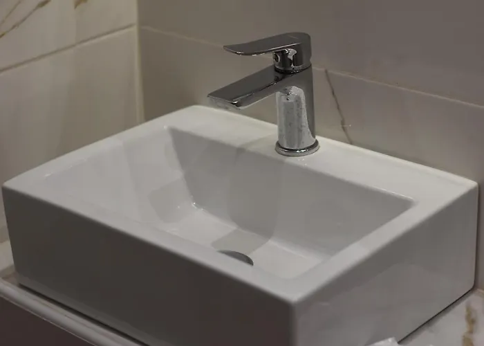 酒店 Lefkes Paralía Skotínis