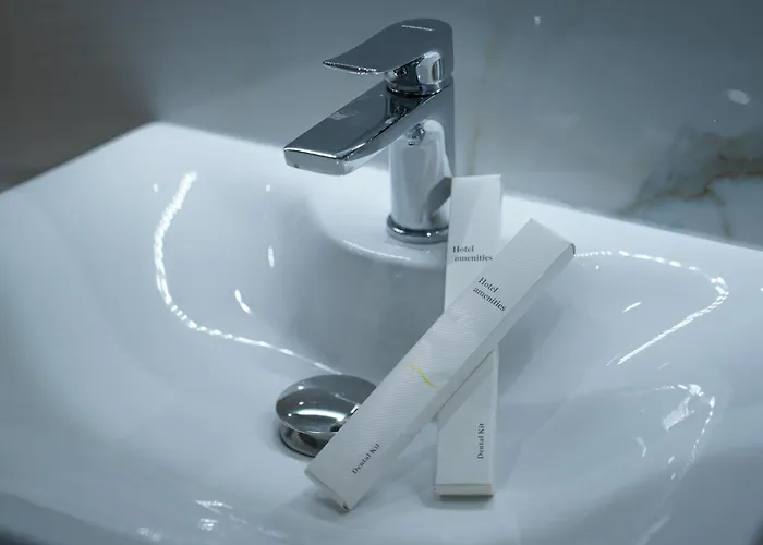 Lefkes 酒店 Paralía Skotínis