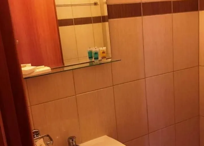 Hotel Lefkes 2*