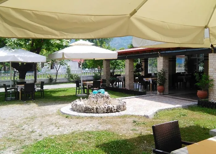 Lefkes Paralía Skotínis