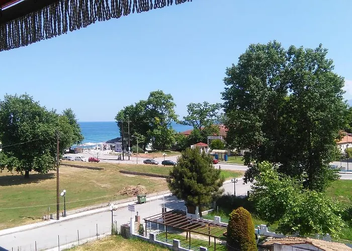 Lefkes 2* Paralía Skotínis